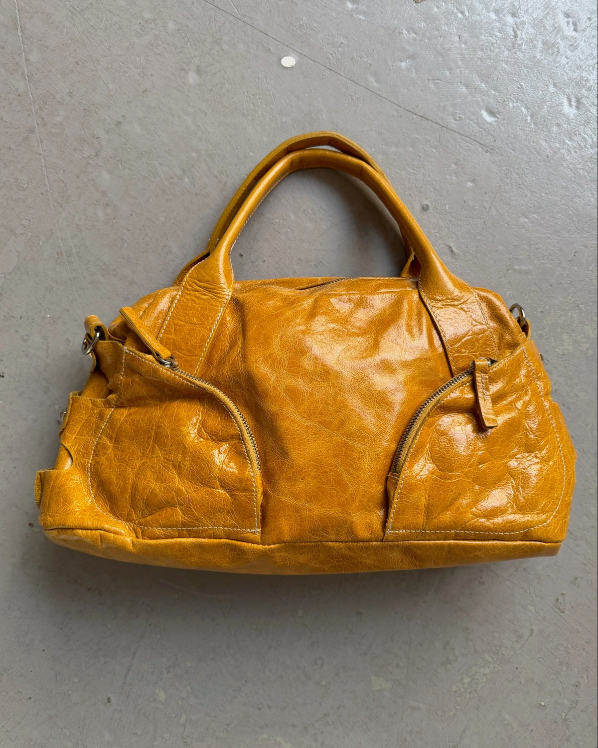 Mustard stud bag