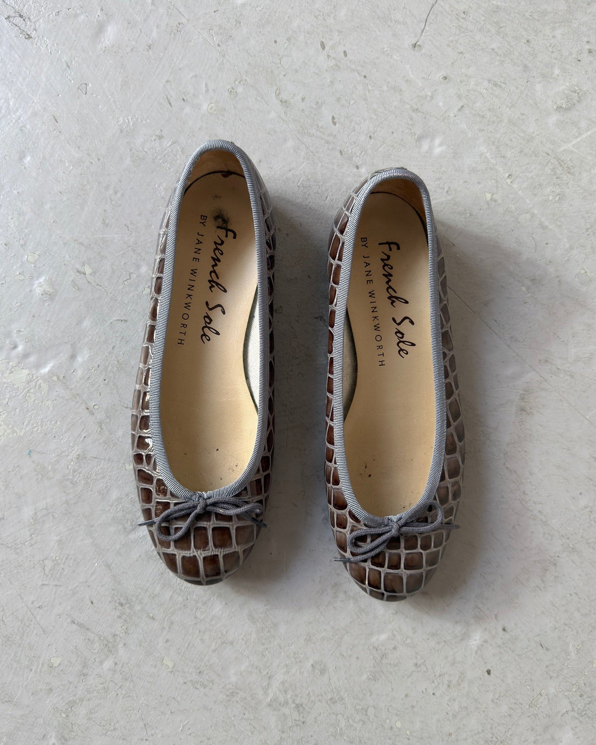 Grey French Sole ballet flats