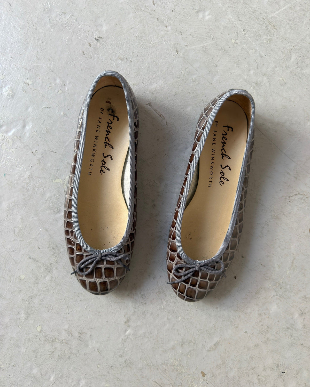 Grey French Sole ballet flats
