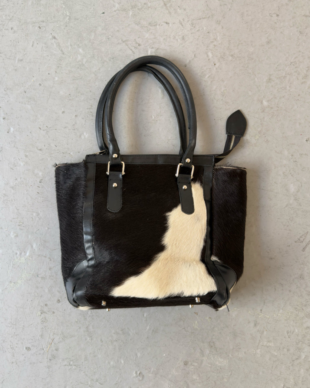 Black leather cowhide bag
