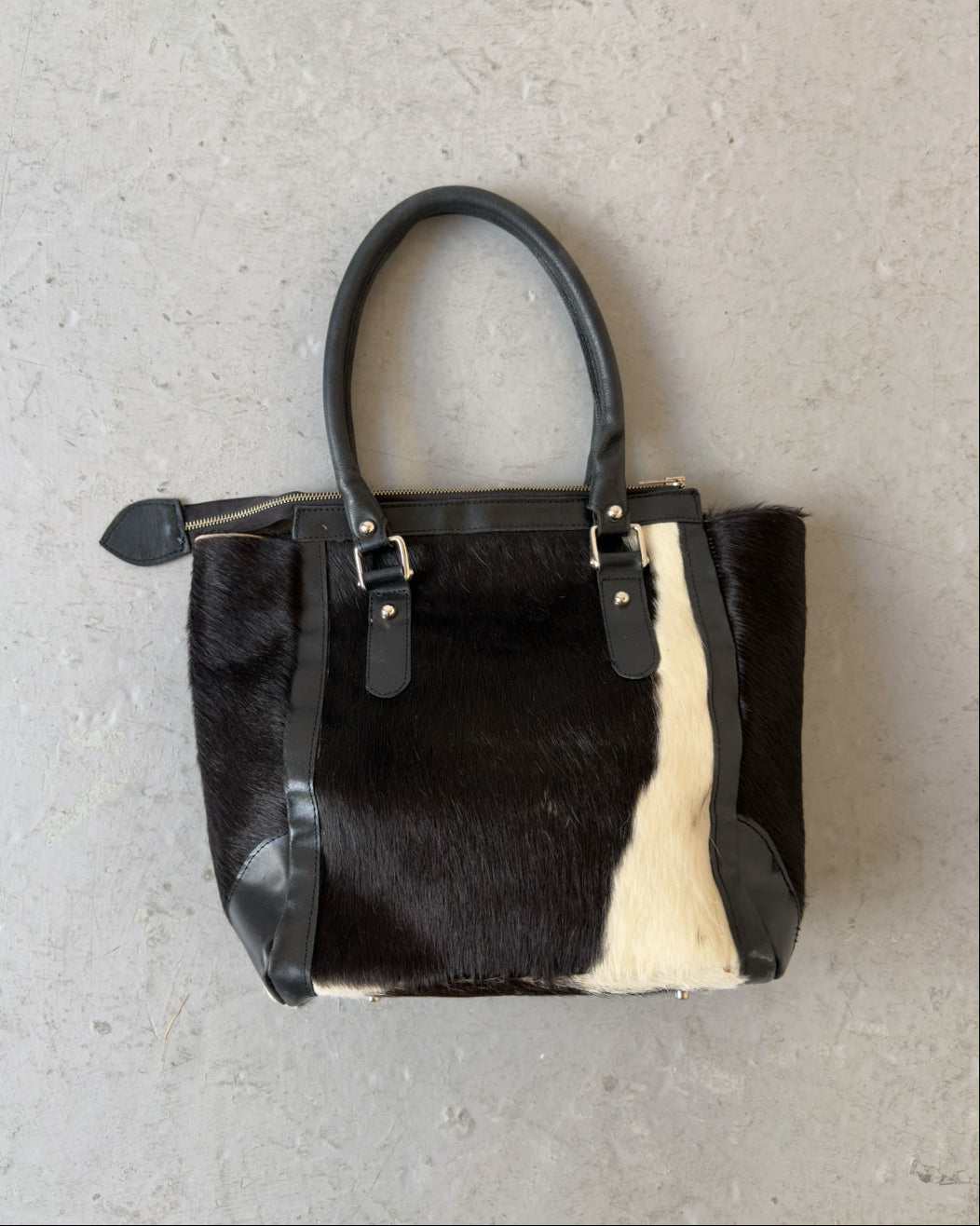 Black leather cowhide bag