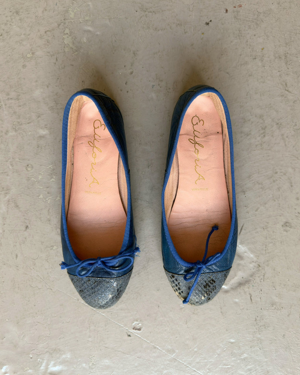 Royal blue ballet flats