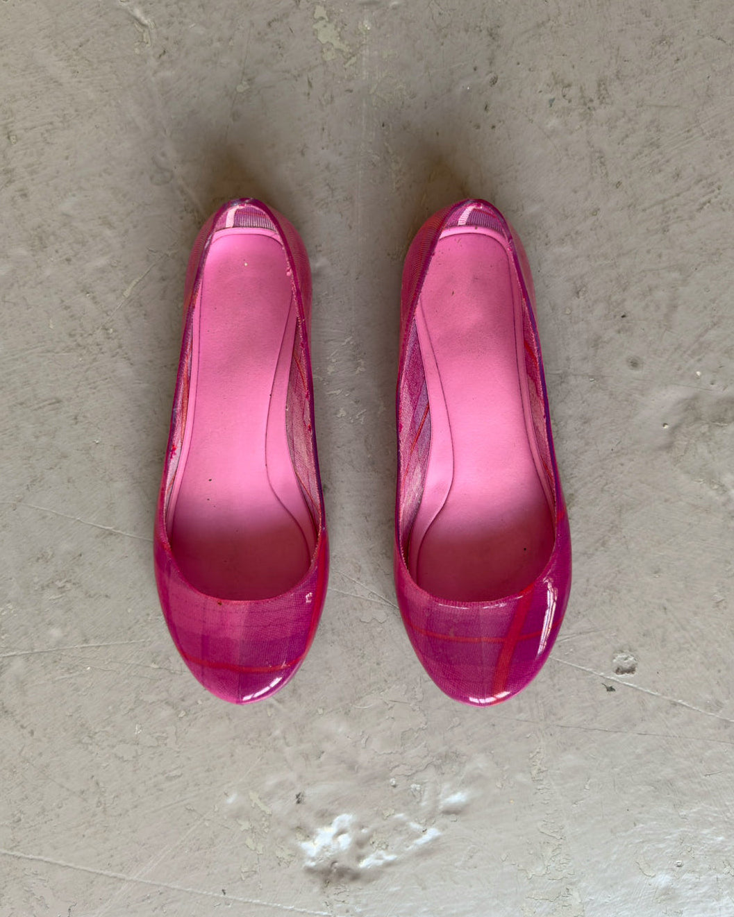 Pink jelly ballet flats