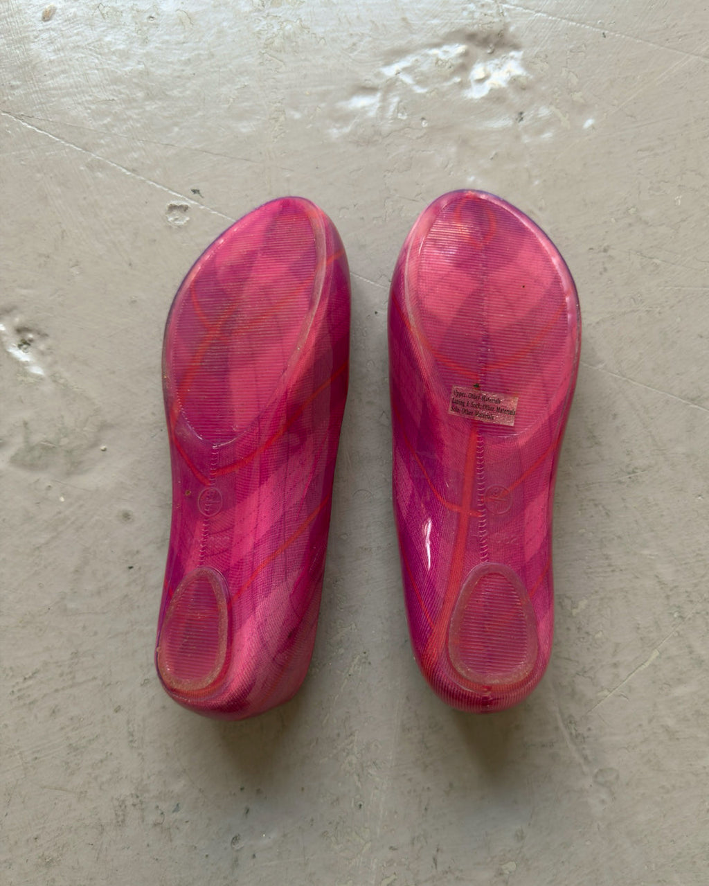 Pink jelly ballet flats